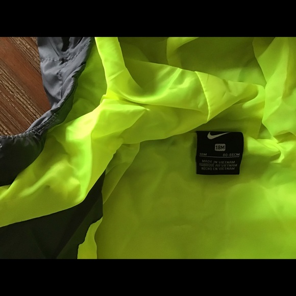 SOLD!! Synthetic Fill boys winter coat - Picture 8 of 8